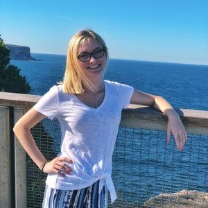 Meet your Posher, Laura grace